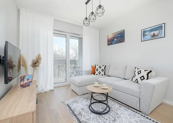 Bright Apartment Park Lotnikow Near Tauron Arena Krakow By Noclegi Renters